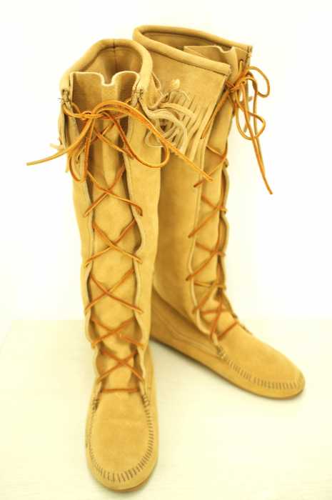 Minnetonka （ミネトンカ） フリンジモカシン レディース シューズ