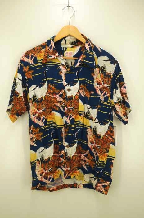 GUMU（フルギ） 白鳥総柄シャツ メンズ トップス