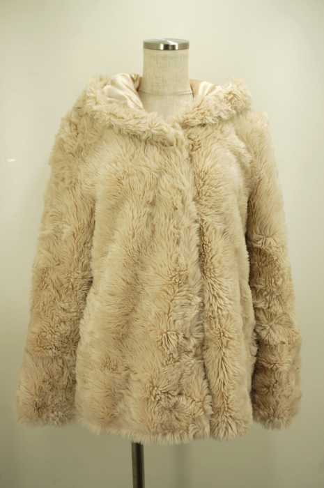 Stola. （ストラ） ボア　ボタン レディース アウター
