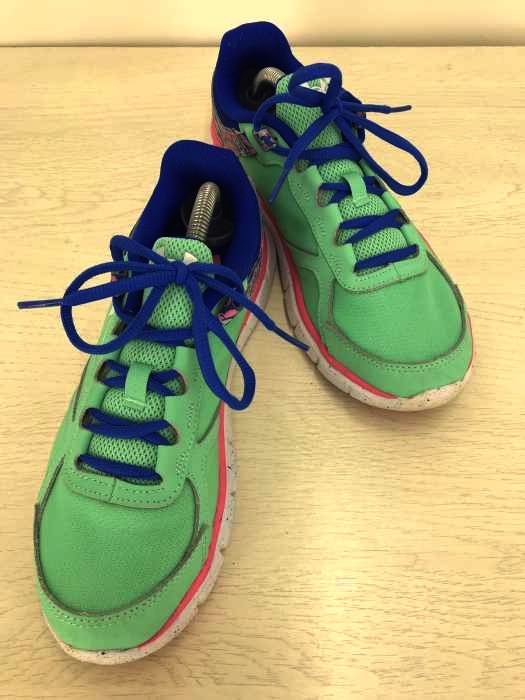 UNDERARMOUR（アンダーアーマー） マルチカラースニーカー レディース シューズ