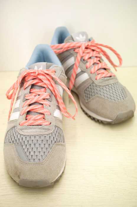 adidas originals （アディダスオリジナルス） ZX 700 ローカットスニーカー レディース シューズ