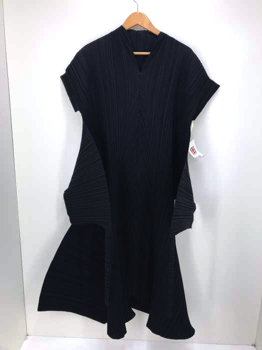 ISSEY MIYAKE（イッセイミヤケ） 変形プリーツワンピース レディース ワンピース