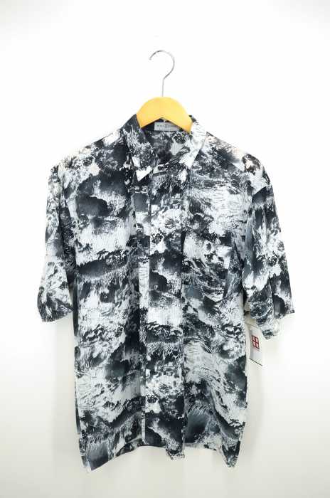 USED古着 (ユーズドフルギ) 転写プリント 和柄 ポリシャツ Made in Japan メンズ トップス