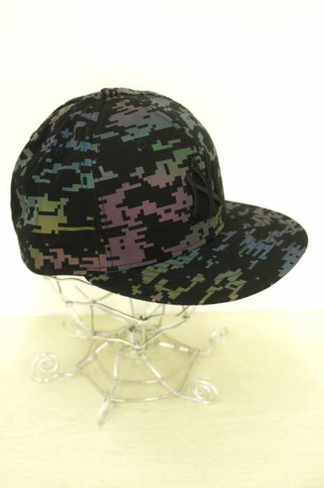 NEW ERA （ニューエラ） ベースボールキャップ　幾何学模様　NY メンズ 帽子
