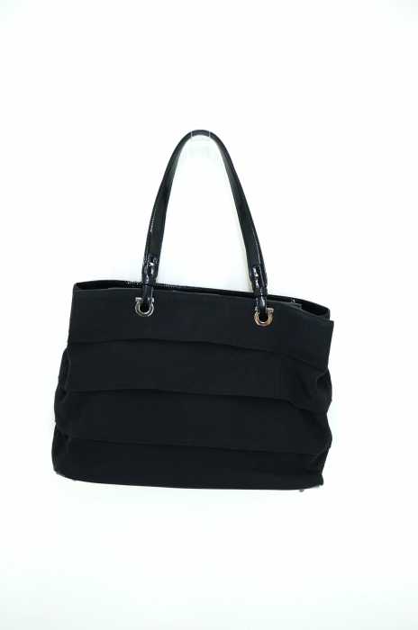 Salvatore Ferragamo （サルヴァトーレフェラガモ） レディース バッグ
