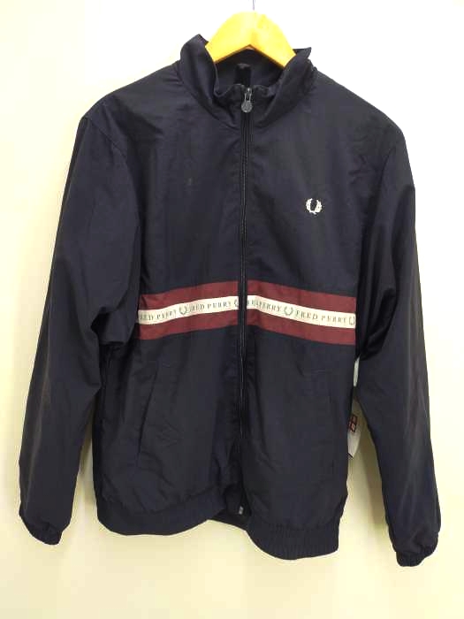 FRED PERRY(フレッドペリー) ロゴテープ ナイロンジャケット メンズ アウター