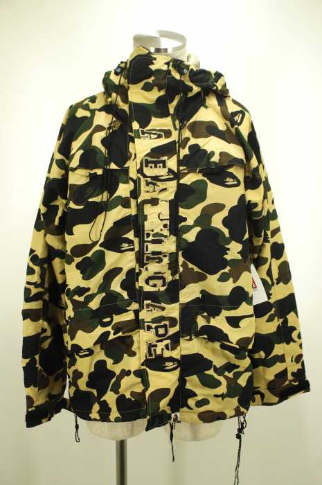 A BATHING APE （アベイシングエイプ） 迷彩柄 カモ柄 フーデッド メンズ アウター