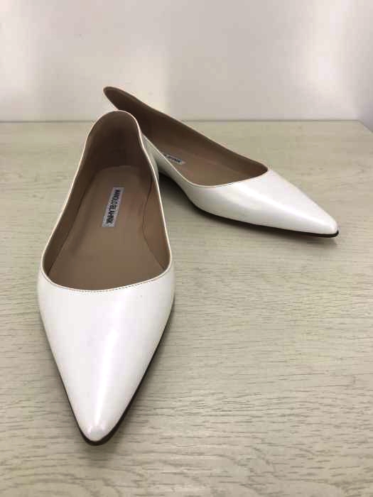 MANOLO BLAHNIK（マノロブラニク） ポインテッドトゥ パンプス レディース シューズ
