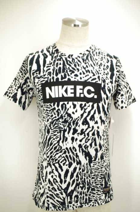 NIKE （ナイキ） NIKE F.C.ワイルドグローリートップTシャツ メンズ トップス