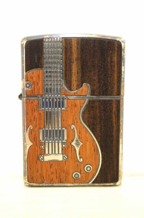 オシャレなギターの付いたZIPPOです。値下げました。 zippo ジッポーライター Guiter Player ギター プレイヤー