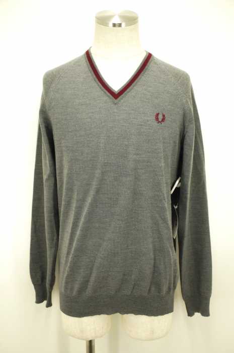 FRED PERRY （フレッドペリー） Vネックウールセーター メンズ トップス