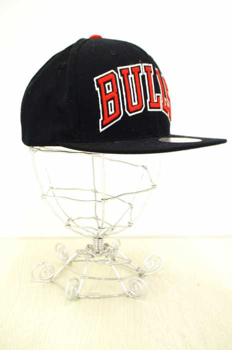 mitchell&ness （ミッチェルアンドネス） BULLS刺繍スナップバックキャップ メンズ 帽子