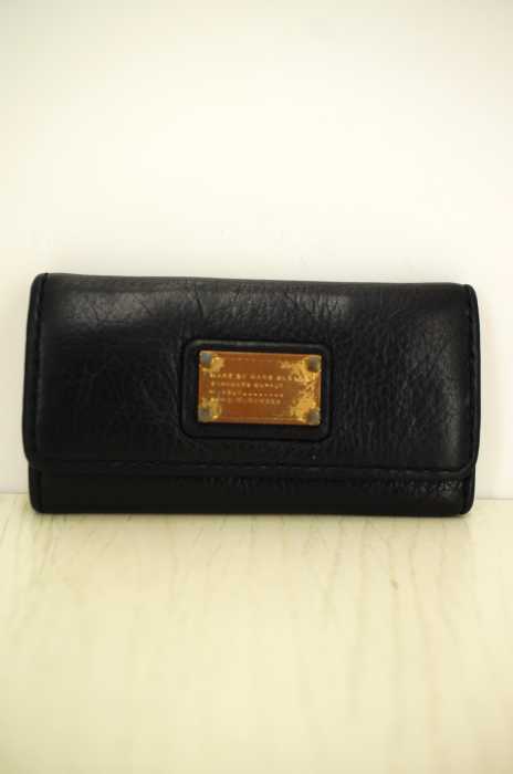 Marc by Marc Jacobs （マークバイマークジェイコブス） 3連ロゴプレートレザーキーケース レディース ファッション雑貨