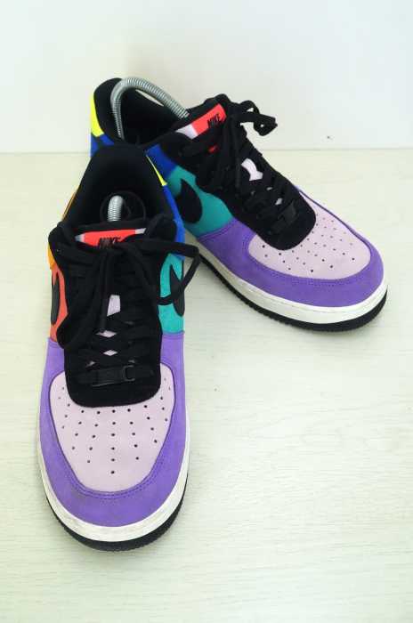 NIKE （ナイキ） エア フォース 1 07 LV8 クレイジーカラー メンズ シューズ