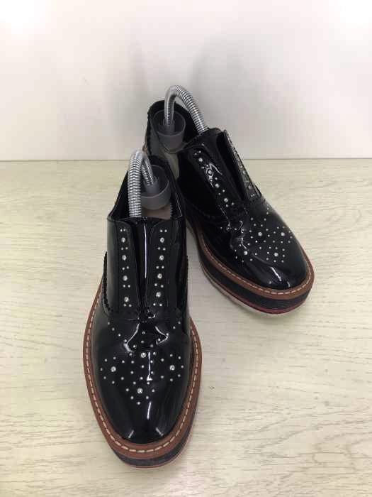 ZARA（ザラ） スタッズ厚底ローファー レディース シューズ