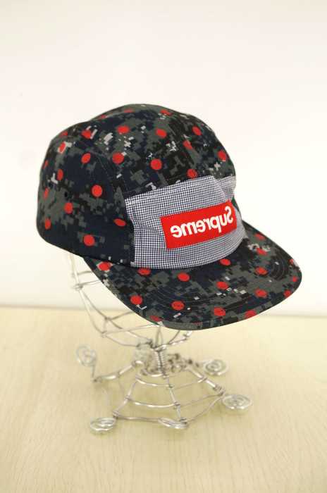 Supreme × COMME des GARCONS SHIRT(シュプリーム コムデギャルソンシャツ) camo cap ミラーボックスロゴキャップ メンズ 帽子