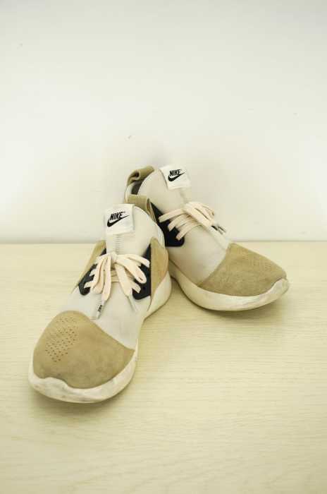 NIKE （ナイキ） LUNARCHARGE PREMIUM メンズ シューズ