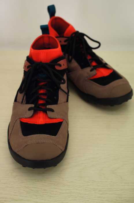 NIKE （ナイキ） AIR REVADERCHI　エア リバデルチ メンズ シューズ
