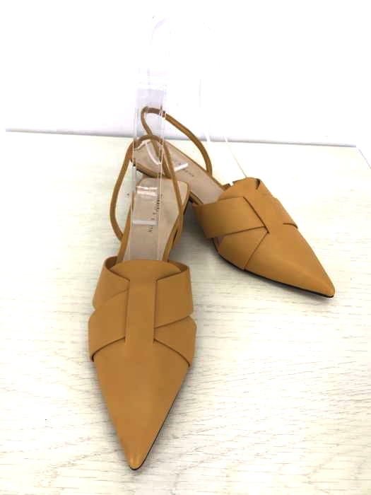 CHARLES & KEITH（チャールズキース） クリスクロスシリンドリカルヒールバックパンプス レディース シューズ