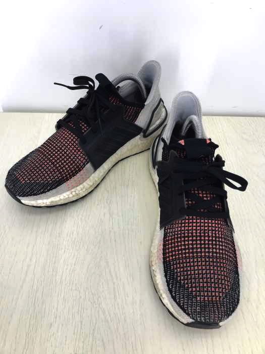 adidas（アディダス） ULTRABOOST メンズ シューズ