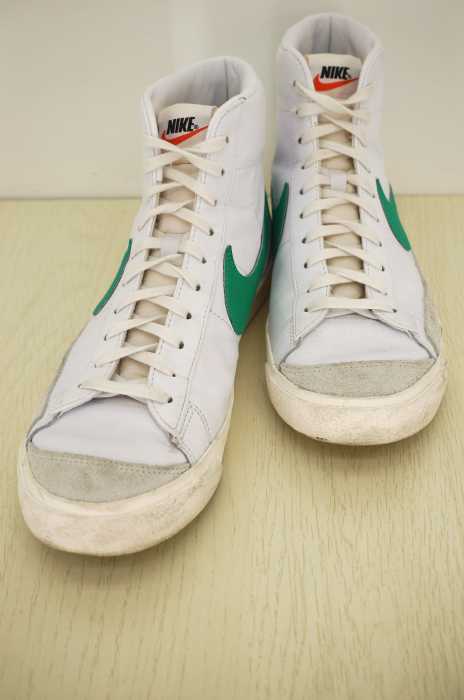 NIKE （ナイキ） BLAZER MID 77 VNTG メンズ シューズ