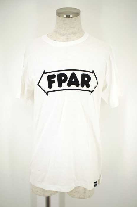 Hanes×FPAR() ワッペン付きTシャツ メンズ トップス
