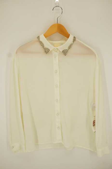 chambre de charme（シャンブルドゥシャーム） ビジュー装飾シフォンシャツ レディース トップス