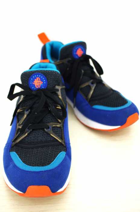 NIKE （ナイキ） AIR HUARACHE LIGHT ローカットスニーカー メンズ シューズ