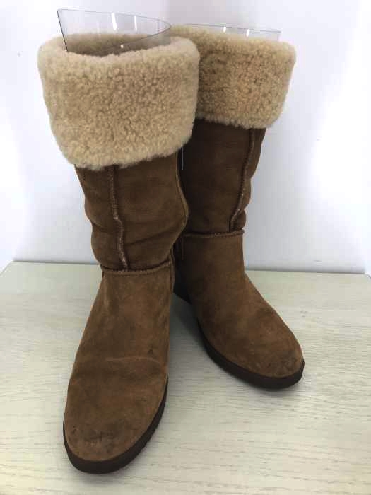 UGG（アグ） Joslyn Black Suede Fur Cuff Wedge Boots レディース シューズ
