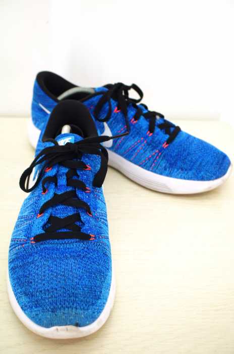 NIKE （ナイキ） LUNAREPIC LOW FLYKNIT ルナエピック ロウ フライニット メンズ シューズ