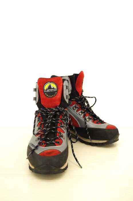 LA SPORTIVA（スポルティバ） GORE-TEX トレッキングシューズ メンズ シューズ