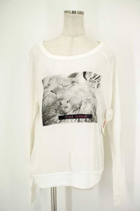 AMERICAN EAGLE OUTFITTERS （アメリカンイーグルアウトフィッターズ） ロングスリーブプリントカットソー レディース トップス