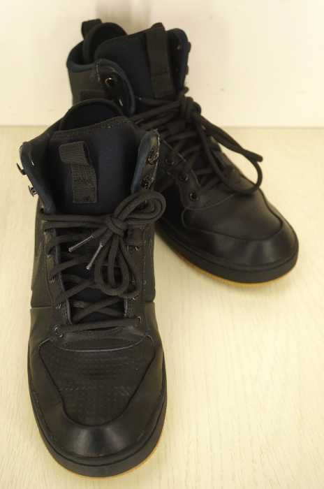 NIKE （ナイキ） EBERNON MID WINTER  エバノン ミッド ウインター メンズ シューズ