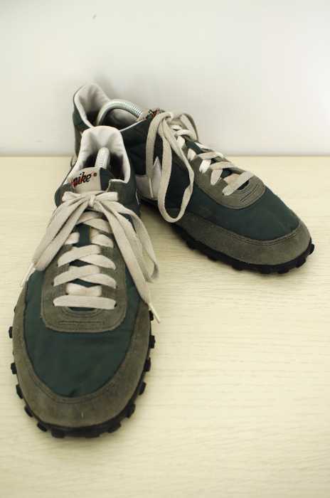 NIKE （ナイキ） WAFFLE RACER VNTG メンズ シューズ