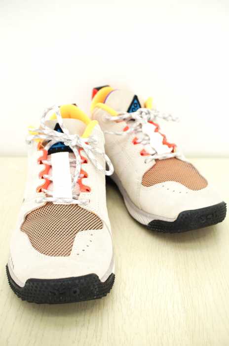 NIKE ACG (ナイキエーシージー) DOG MOUNTAIN ドッグマウンテン サミット ホワイト/ブラック-レーザー オレンジ AQ0916-100 メンズ シューズ