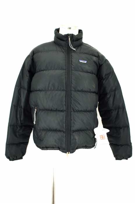 patagonia (パタゴニア) ロゴ入りダウンジャケット メンズ アウター