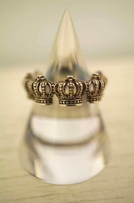 JUSTIN DAVIS (ジャスティンディヴィス) CHERISH RING 王冠リング レディース アクセサリー – ブランド古着買取販売バズストア JUSTIN DAVIS (ジャスティンディヴィス) CHERISH RING 王冠リング レディース アクセサリー – ブランド古着買取販売バズストア