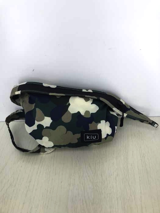 KiU（キウ） カモ柄ショルダーバッグ メンズ バッグ