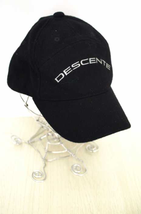 descente （デサント） ロゴ刺繍 メンズ 帽子