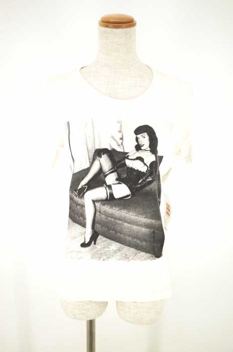 HYSTERIC GLAMOUR (ヒステリックグラマー) BETTIE PAGE プリントTシャツ レディース トップス