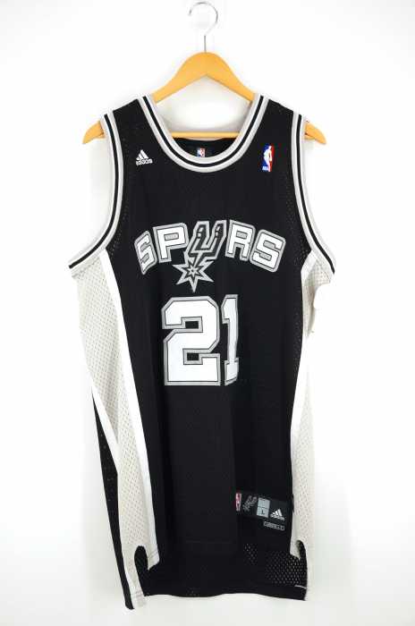 adidas × NBA（アディダス エヌビーエー） SPURS Tim Duncan サン 