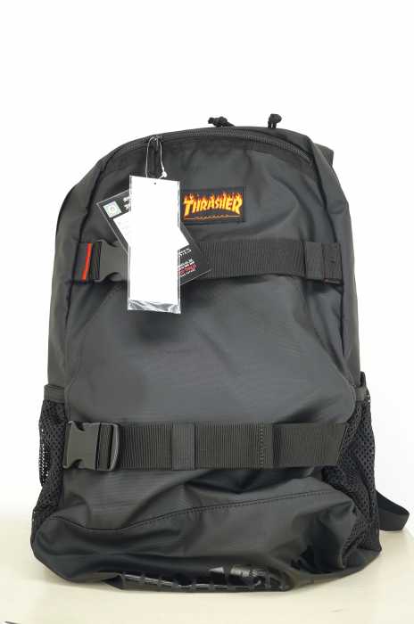 THRASHER(スラッシャー) BOARD BACKPACK ブラックフレイムロゴリュック メンズ バッグ