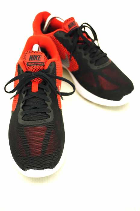 NIKE （ナイキ） 819300-600 　レボリューションランニングシューズ メンズ シューズ