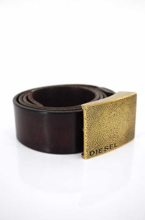 DIESEL （ディーゼル） バックル ロゴデザイン レザー メンズ ファッション雑貨