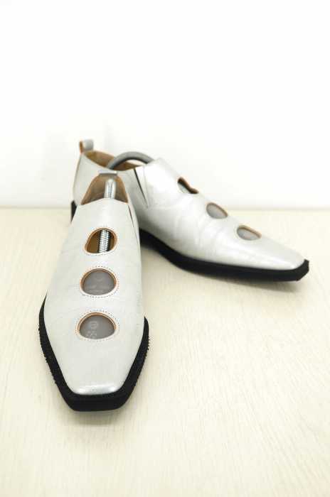 COMME des GARCONS （コムデギャルソン） 02SS  Ethnic Couture期 LOOK7 ホールデザインメタリックスリッポン レディース シューズ