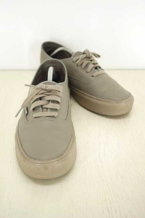 VANS VAULT（バンズボルト） Authentic Lite LX Leather メンズ シューズ