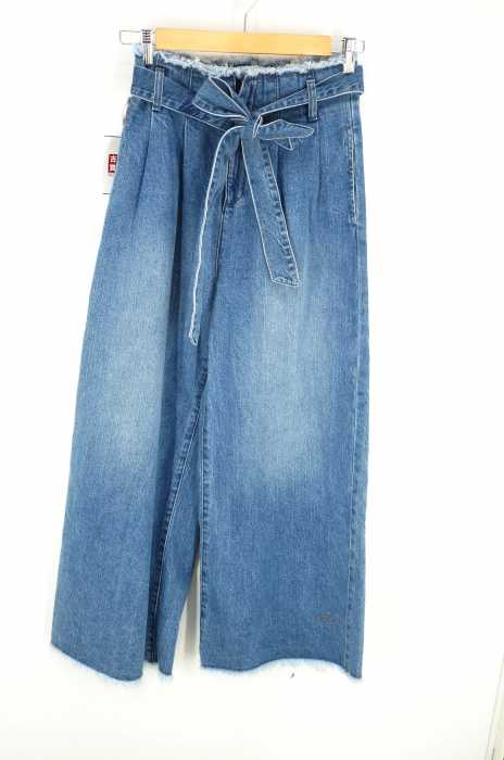 LOWRYS FARM (ローリーズファーム) ベルト付き デニムワイドパンツ レディース パンツ