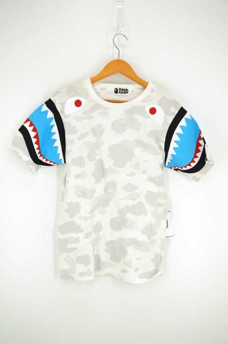 A BATHING APE PIRATE STORE（ア ベイシング エイプ パイレーツストア） クルーネックTシャツ メンズ トップス