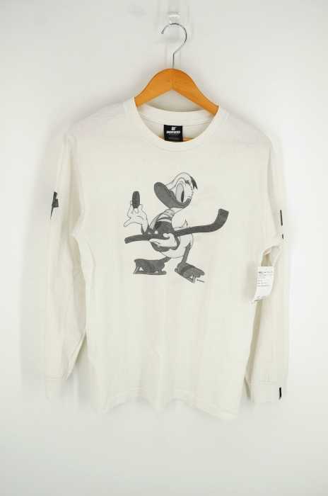 UNDEFEATED × Disney（アンディフィーテッド ディズニー） キャラクタープリント長袖カットソー メンズ トップス