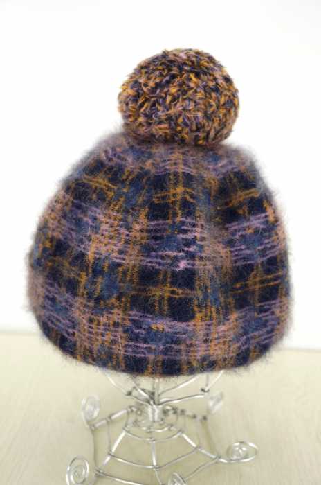 Vivienne Westwood（ヴィヴィアンウエストウッド） アンゴラ混ボンボン付きニットキャップ レディース 帽子